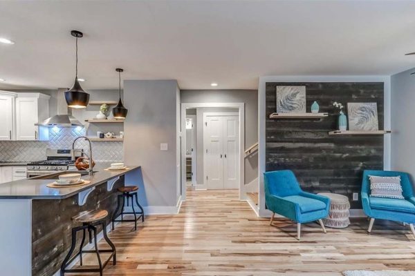 living room-kitchen